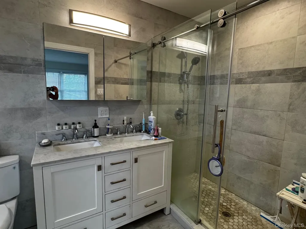 621 E Olive Street Long Beach NY 11561