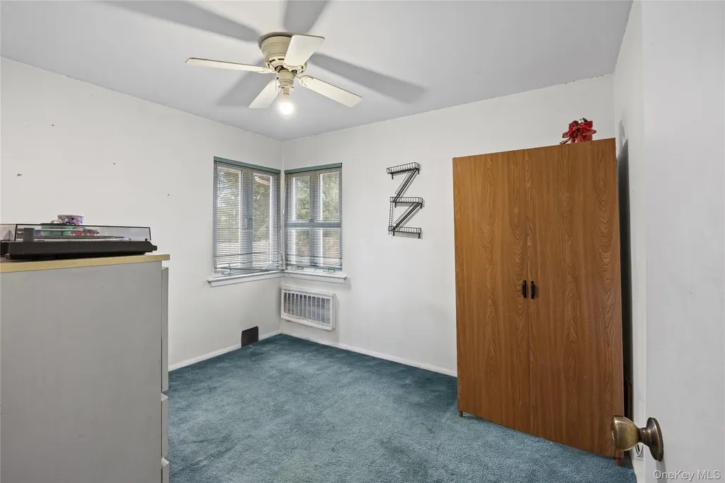 2728 Concord Drive East Meadow NY 11554