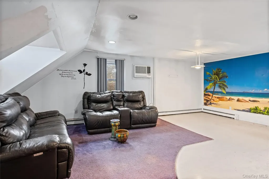 2728 Concord Drive East Meadow NY 11554