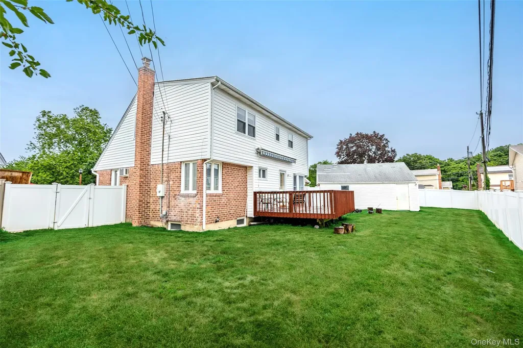 2728 Concord Drive East Meadow NY 11554