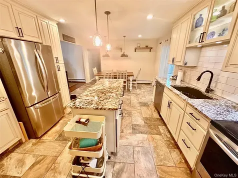 19 Closs Drive Rhinebeck NY 12572