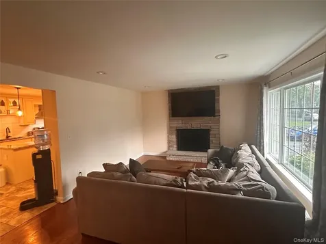 19 Closs Drive Rhinebeck NY 12572