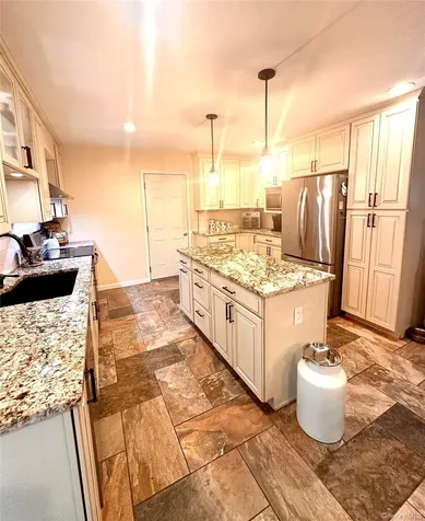 19 Closs Drive Rhinebeck NY 12572