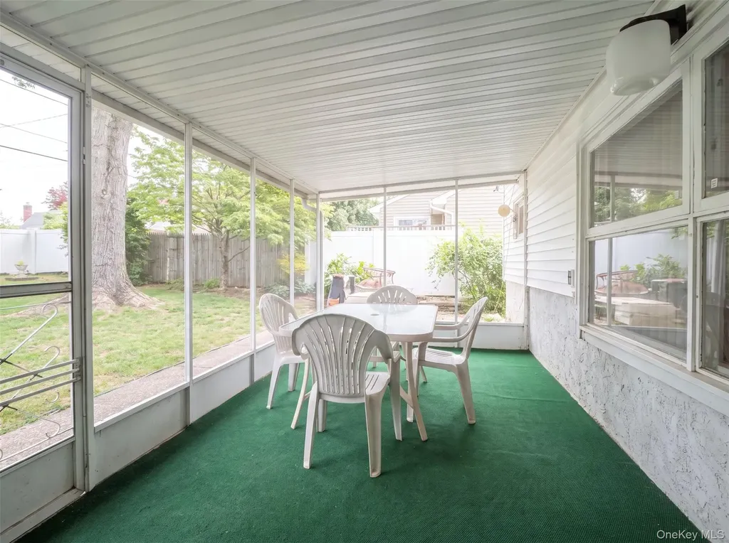 128 James Street Massapequa NY 11758