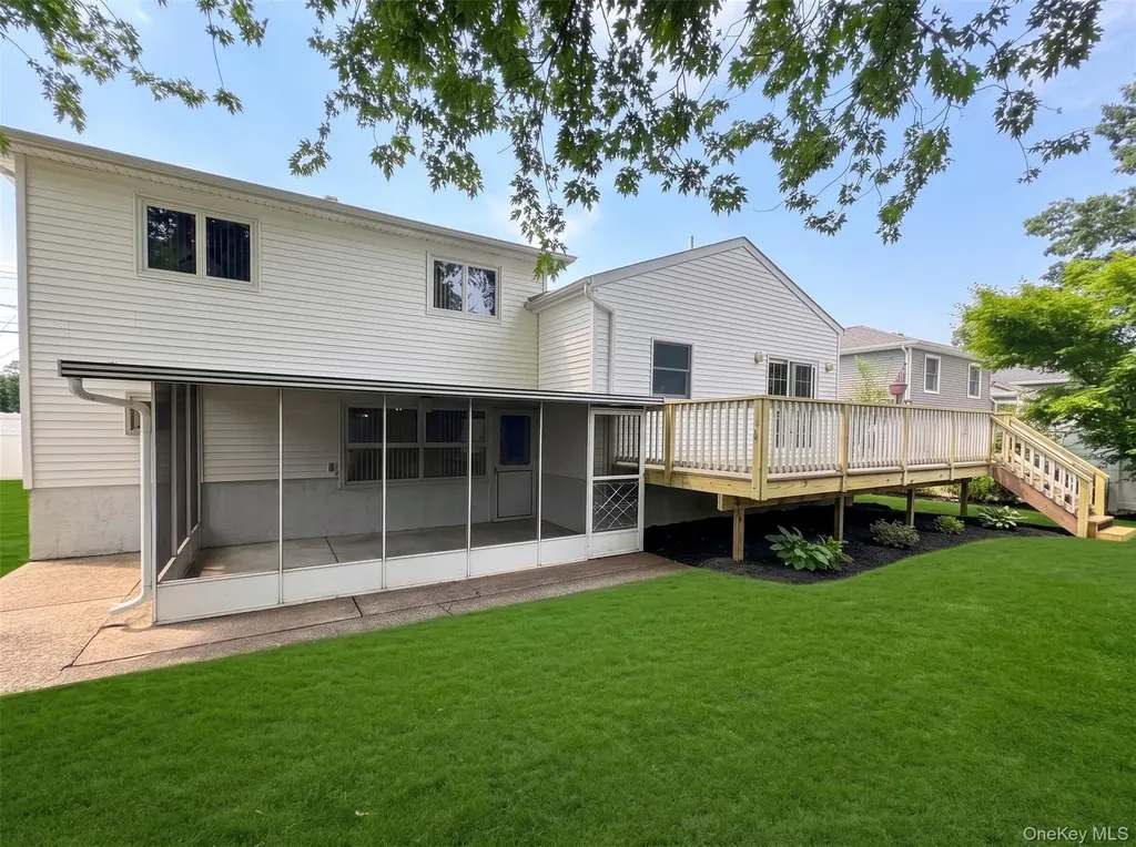 128 James Street Massapequa NY 11758