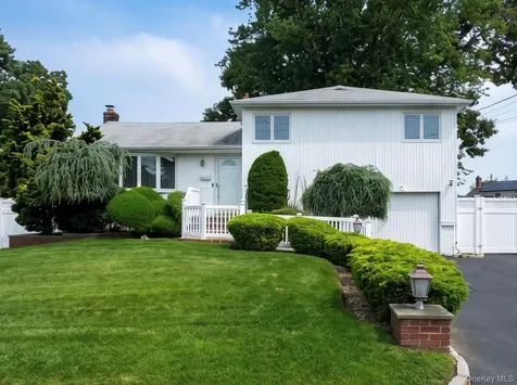128 James Street Massapequa NY 11758