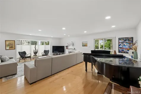 185 Inlet Lane Greenport NY 11944