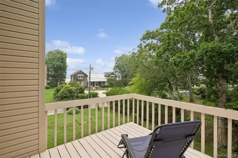 185 Inlet Lane Greenport NY 11944