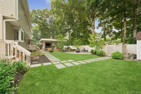 185 Inlet Lane Greenport NY 11944