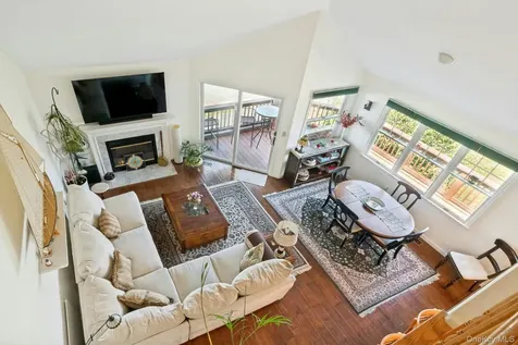 308 Half Moon Bay Drive Croton-on-hudson NY 10520