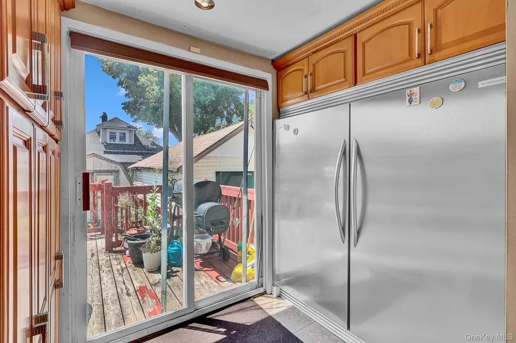 17 Shonnard Avenue Freeport NY 11520