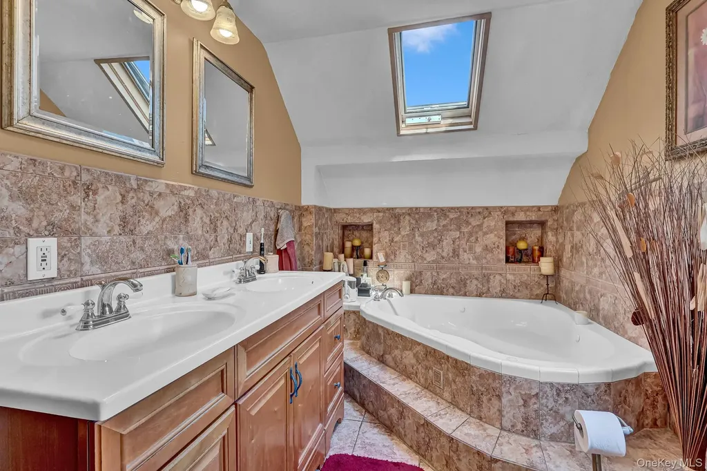 17 Shonnard Avenue Freeport NY 11520