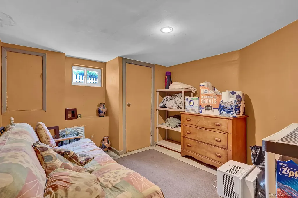 17 Shonnard Avenue Freeport NY 11520