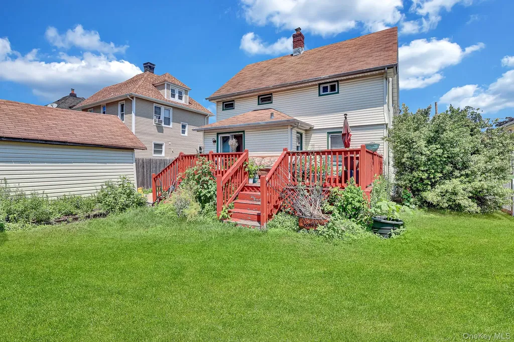 17 Shonnard Avenue Freeport NY 11520