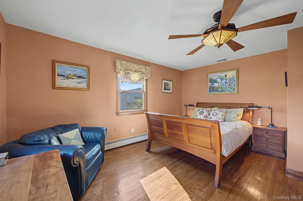 1602 Imperial Avenue New Hyde Park NY 11040