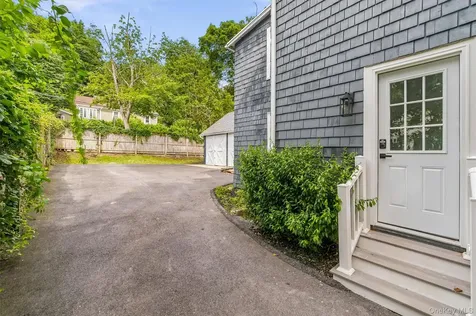6 North Street Katonah NY 10536