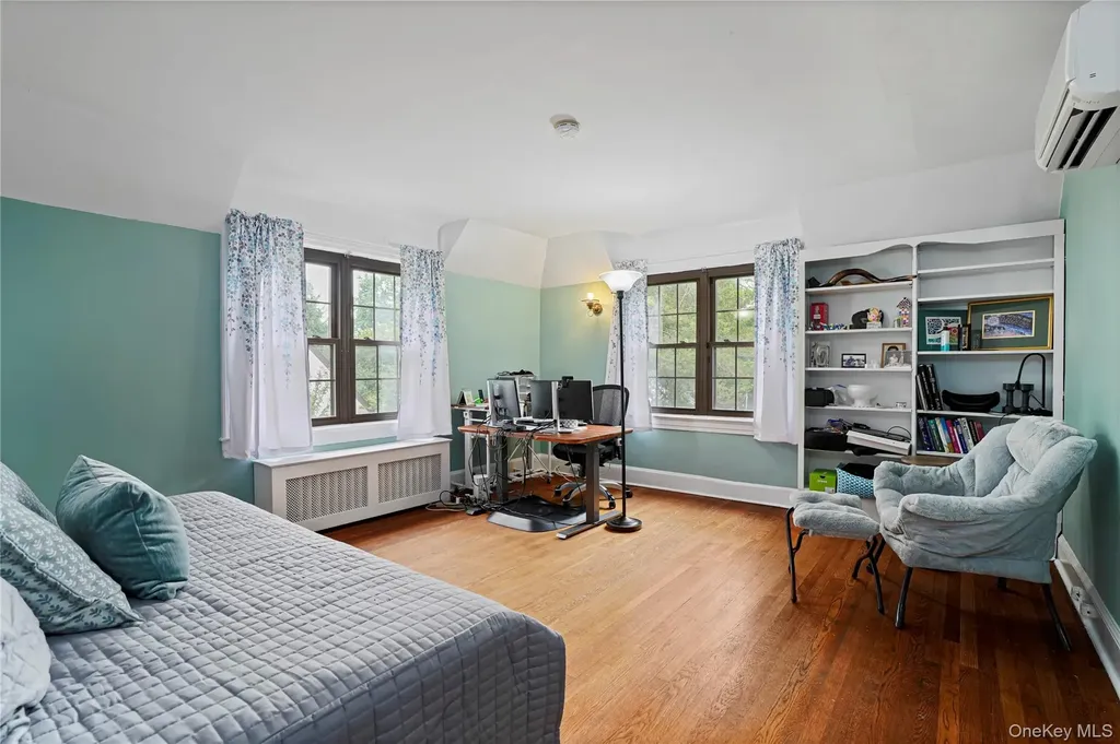 8 Ritchey Place White Plains NY 10605