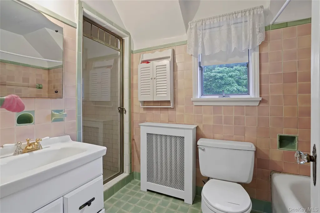 8 Ritchey Place White Plains NY 10605