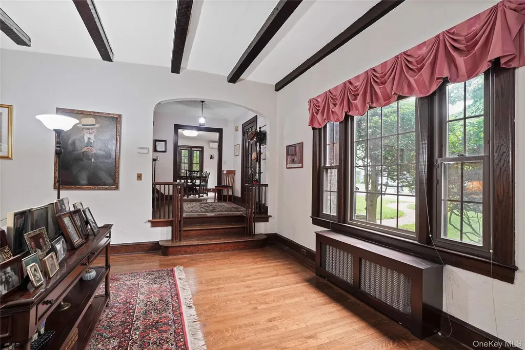 8 Ritchey Place White Plains NY 10605