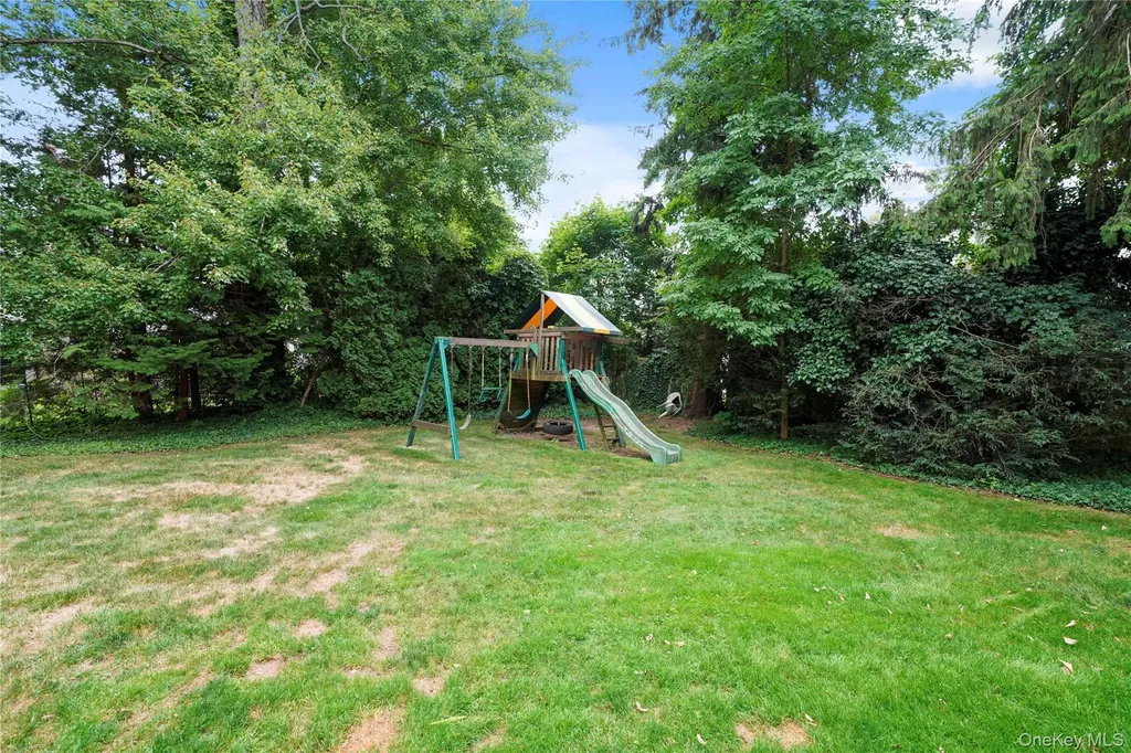 8 Ritchey Place White Plains NY 10605