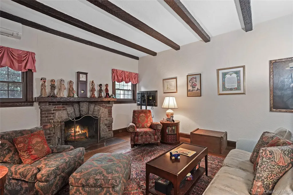 8 Ritchey Place White Plains NY 10605