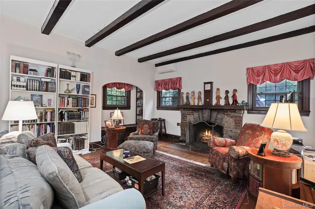 8 Ritchey Place White Plains NY 10605