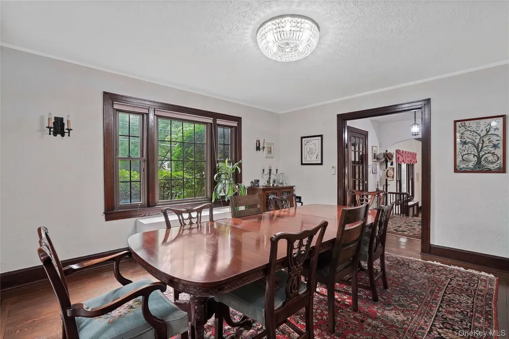 8 Ritchey Place White Plains NY 10605