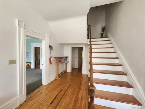 4408 Albany Post Road Hyde Park NY 12538