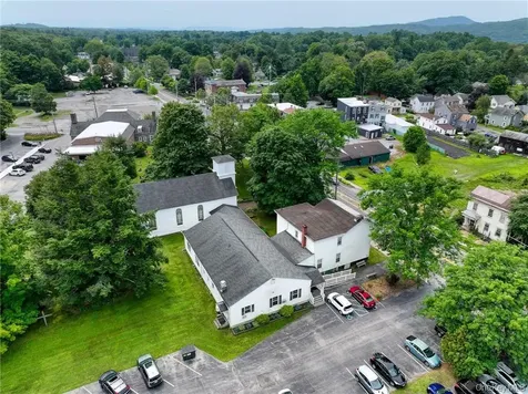 4408 Albany Post Road Hyde Park NY 12538