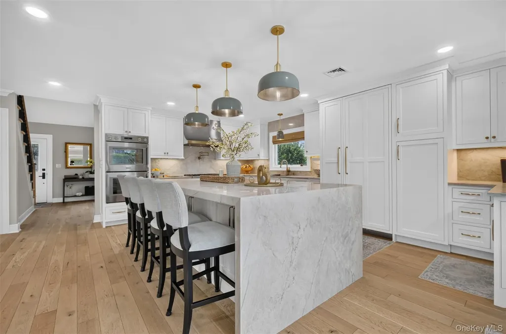 1755 Grand Avenue Merrick NY 11566