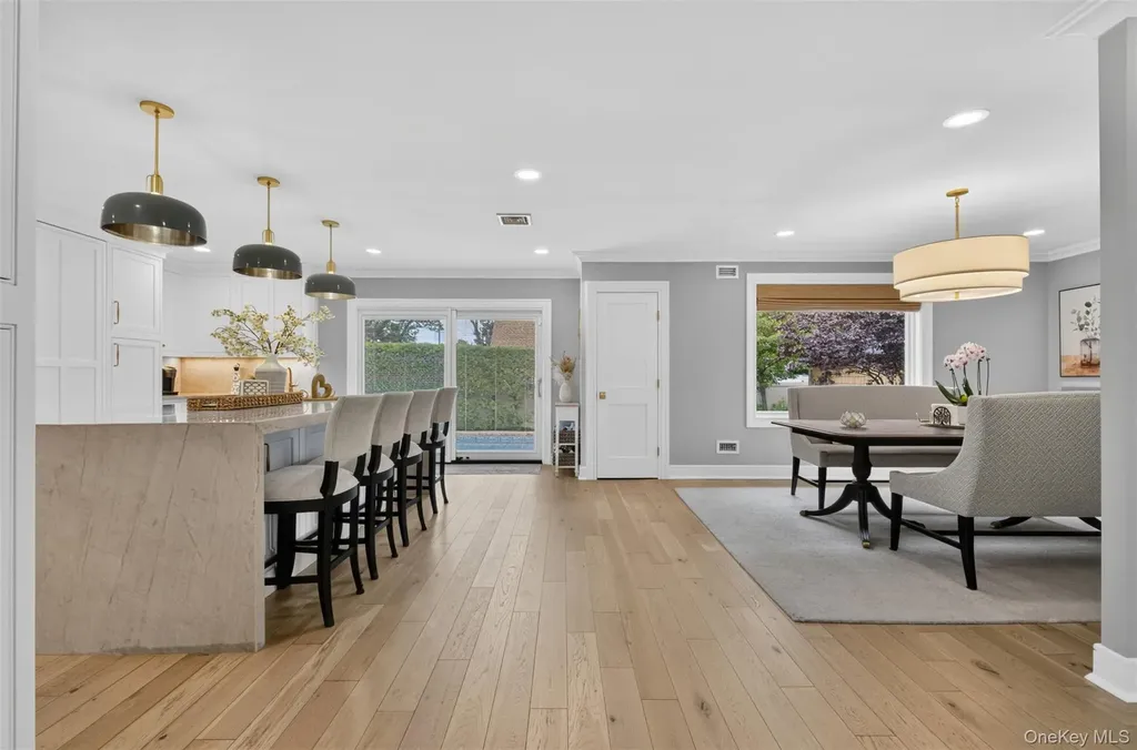 1755 Grand Avenue Merrick NY 11566