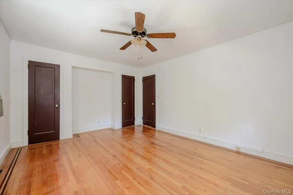 1827 Hering Avenue Bronx NY 10461
