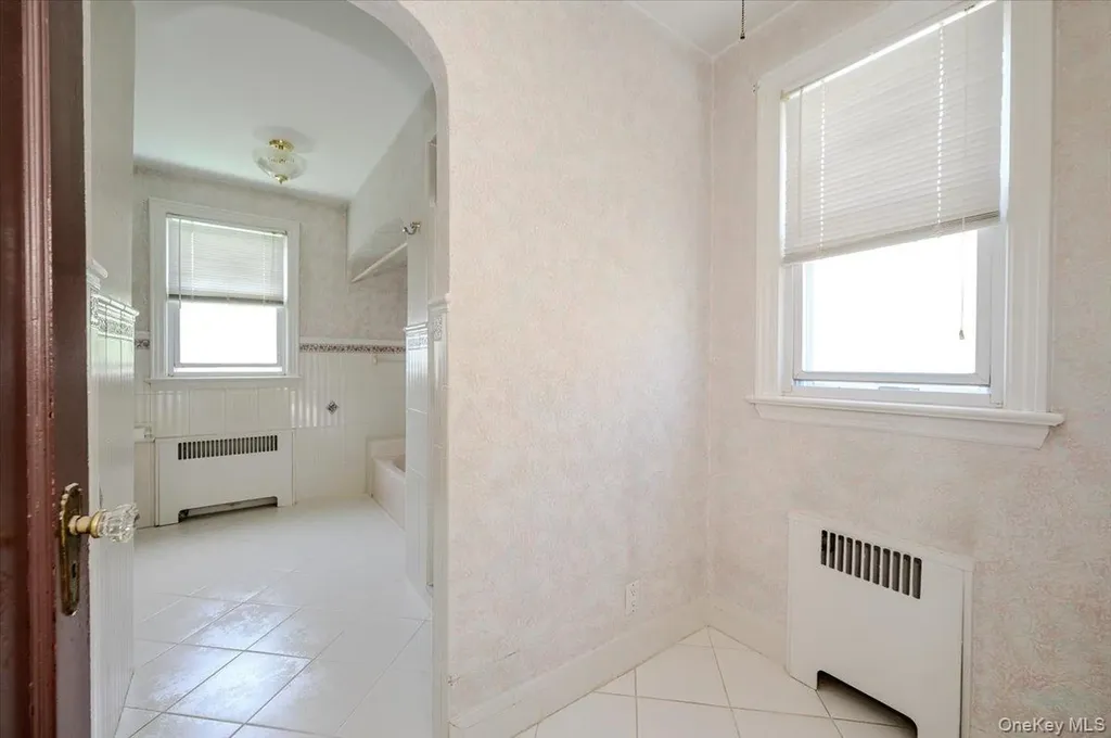 1827 Hering Avenue Bronx NY 10461