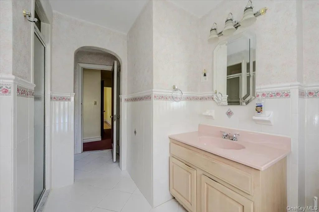 1827 Hering Avenue Bronx NY 10461