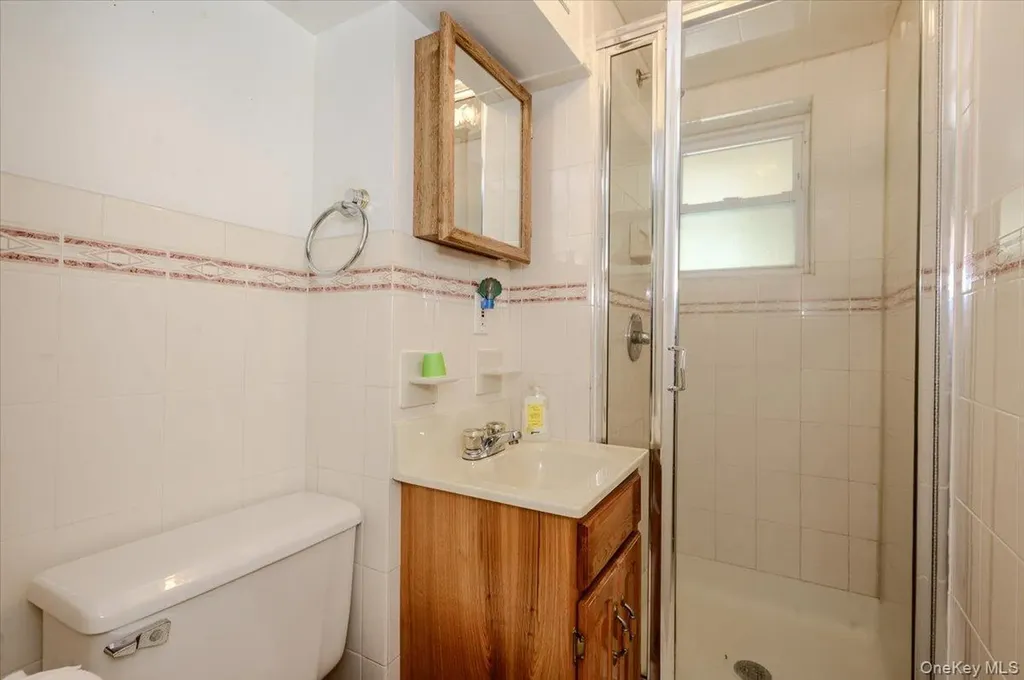 1827 Hering Avenue Bronx NY 10461