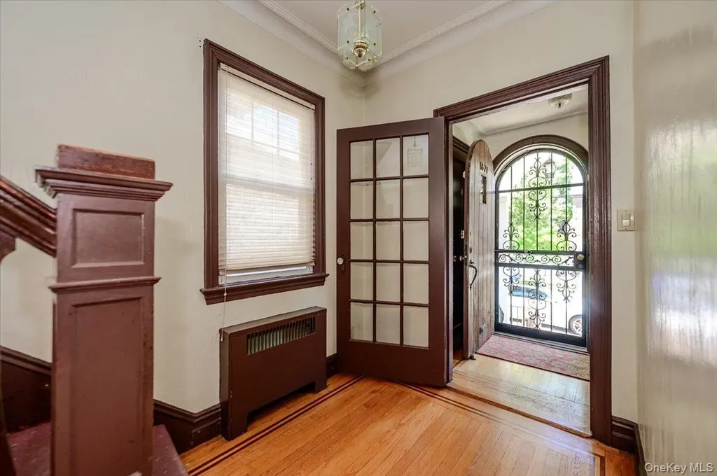 1827 Hering Avenue Bronx NY 10461