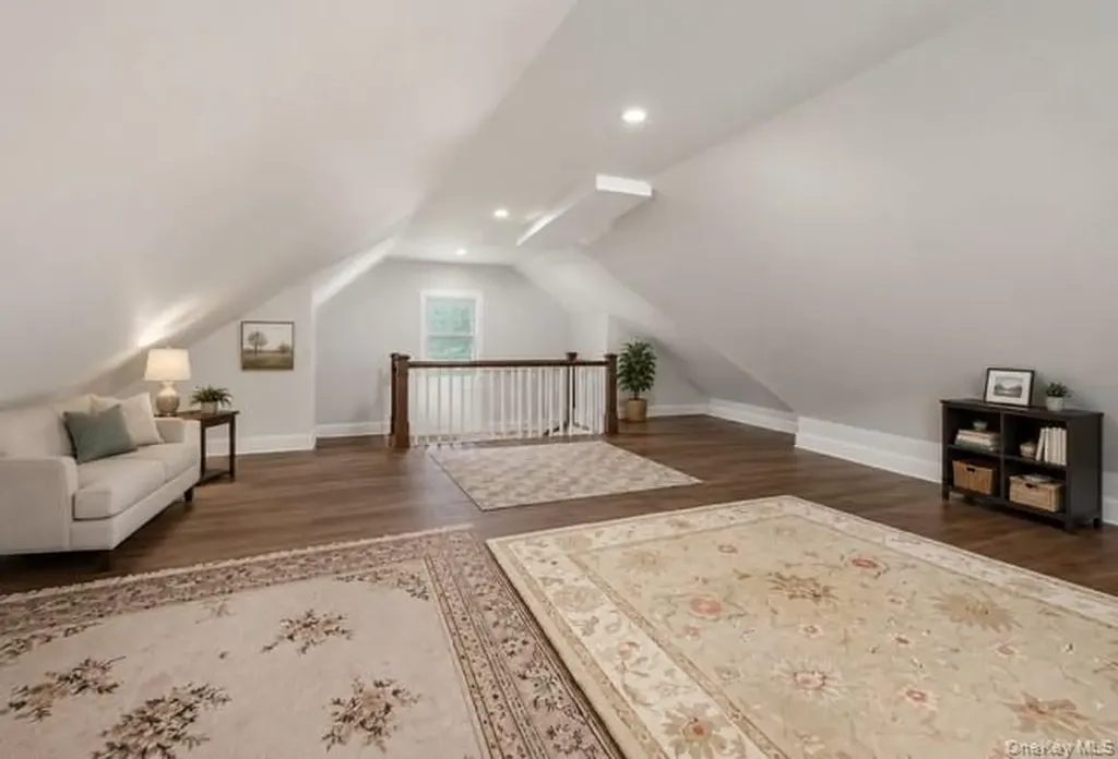 1827 Hering Avenue Bronx NY 10461