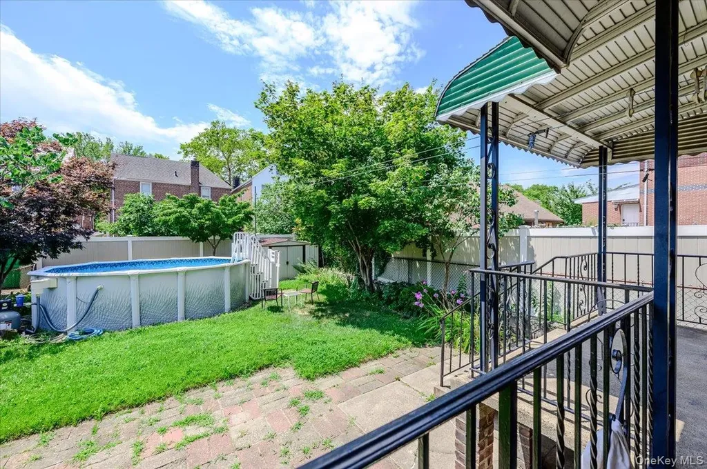 1827 Hering Avenue Bronx NY 10461