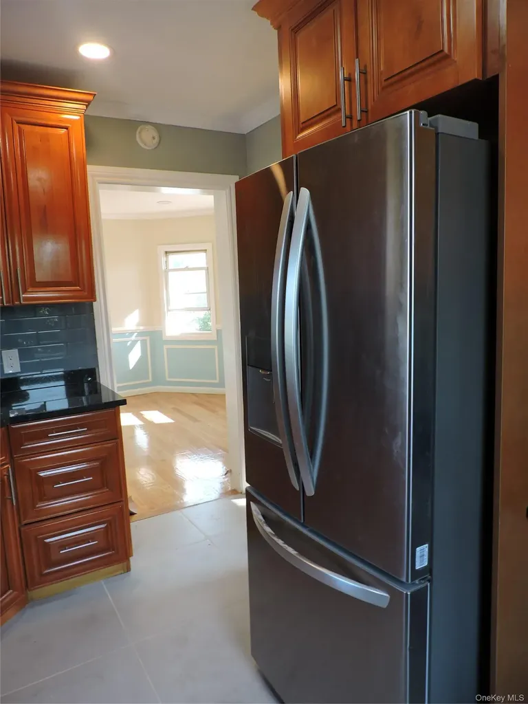 47 Hillside Avenue Freeport NY 11520