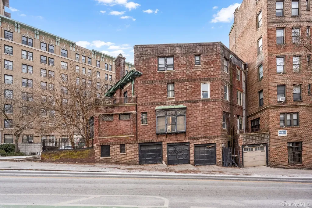 811 Riverside Drive New York (manhattan) NY 10032