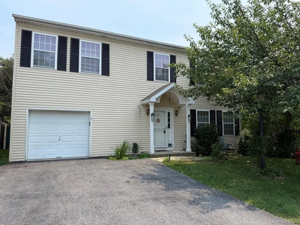 7 Pond Street Poughkeepsie NY 12603