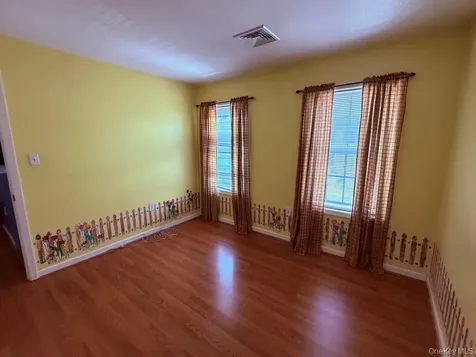 7 Pond Street Poughkeepsie NY 12603