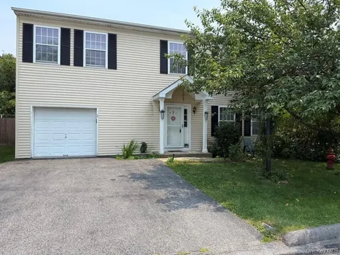 7 Pond Street Poughkeepsie NY 12603
