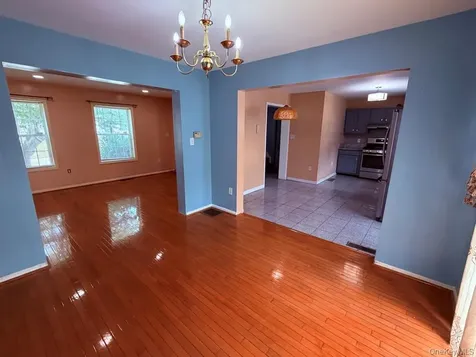 7 Pond Street Poughkeepsie NY 12603