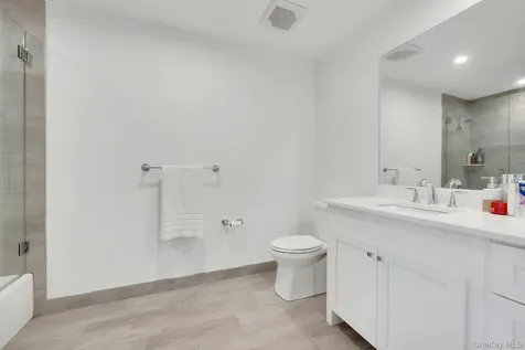 102 Legend Drive Sleepy Hollow NY 10591