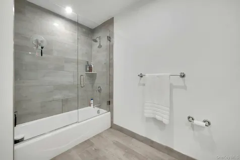 102 Legend Drive Sleepy Hollow NY 10591