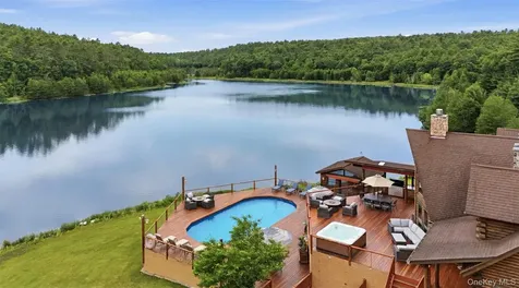 91 Crawford Road Barryville NY 12719