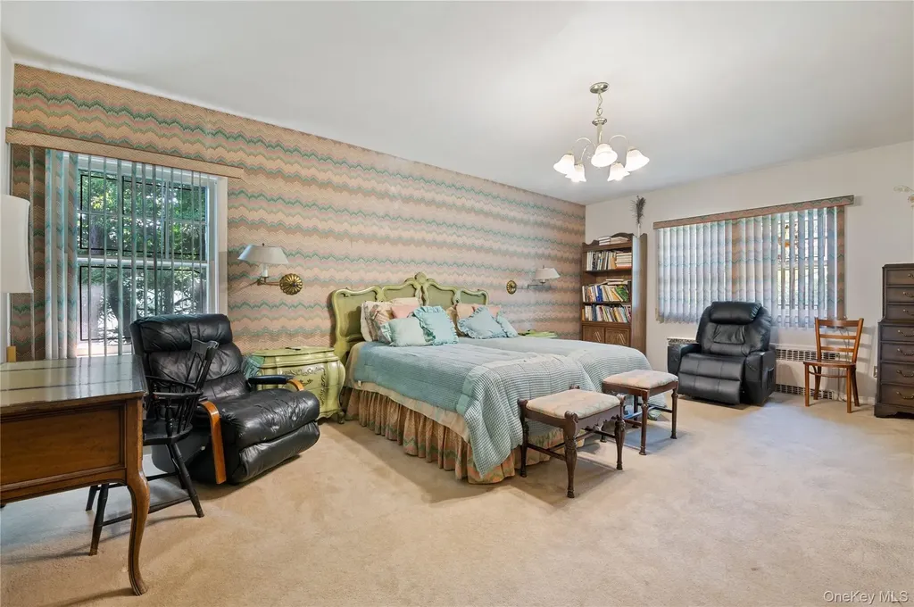 1026 W Broadway Woodmere NY 11598