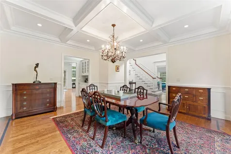 1 Cambridge Court New Rochelle NY 10804