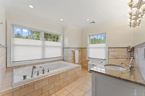 1 Cambridge Court New Rochelle NY 10804